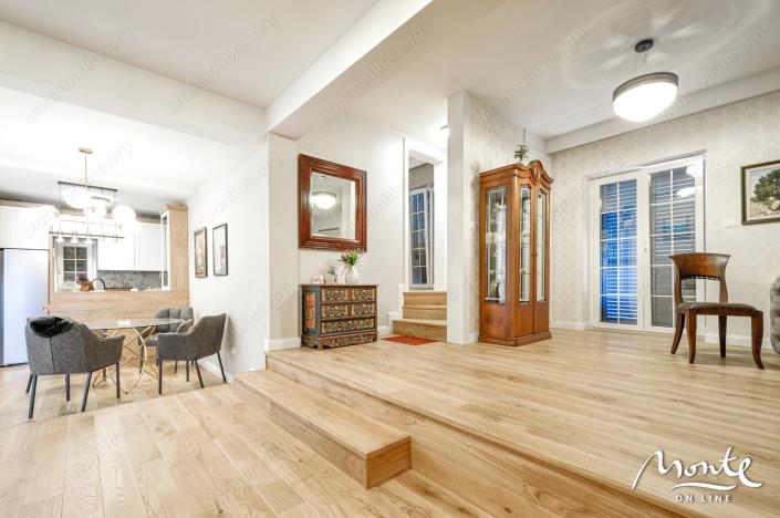 Image No.19-Villa de 4 chambres à vendre à Tivat