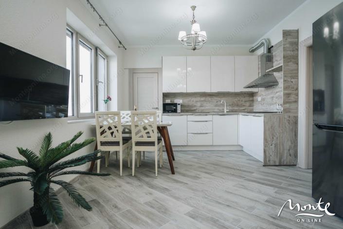 Image No.13-Villa de 4 chambres à vendre à Tivat