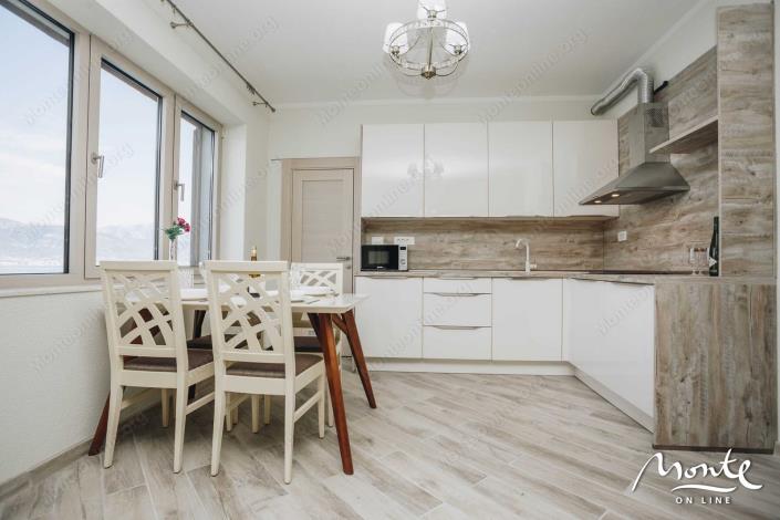 Image No.15-Villa de 4 chambres à vendre à Tivat