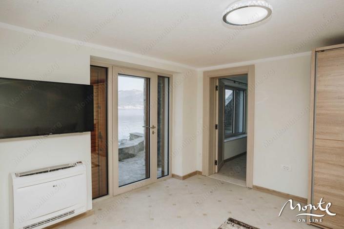 Image No.43-Villa de 4 chambres à vendre à Tivat