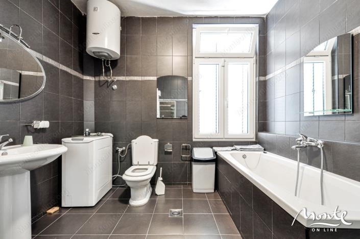 Image No.17-Manoir de 4 chambres à vendre à Tivat