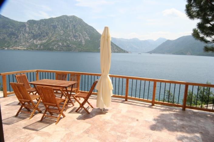 Image No.1-3 Bed House for sale