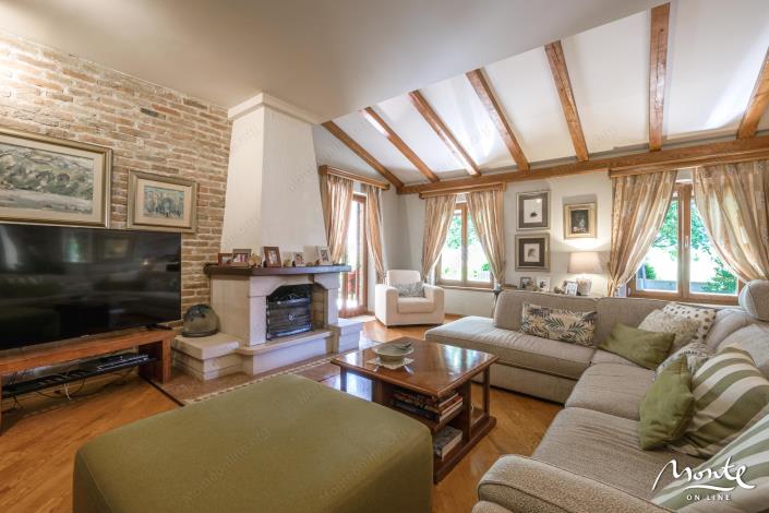 Image No.25-Villa de 4 chambres à vendre à Kotor