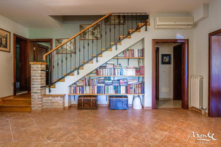 Image No.31-Villa de 4 chambres à vendre à Kotor