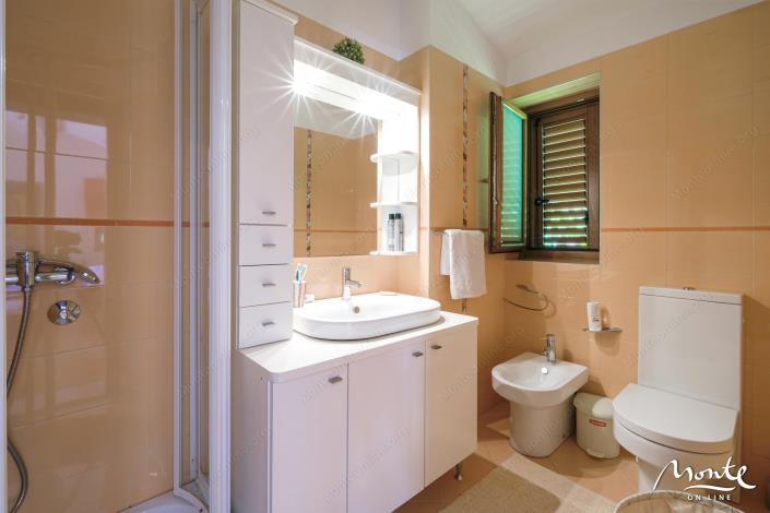 Image No.42-Villa de 4 chambres à vendre à Kotor