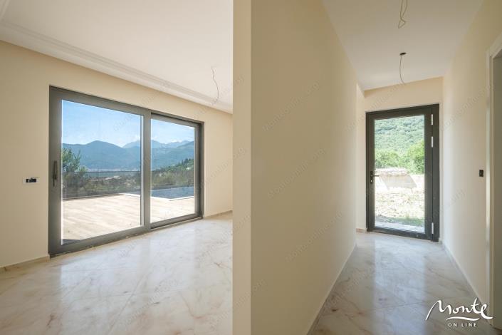 Image No.20-Villa de 4 chambres à vendre à Tivat