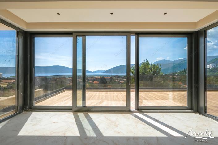 Image No.25-Villa de 4 chambres à vendre à Tivat