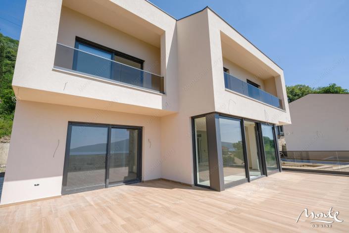 Image No.31-Villa de 4 chambres à vendre à Tivat