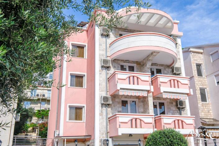 Image No.2-33 Bed Hotel for sale