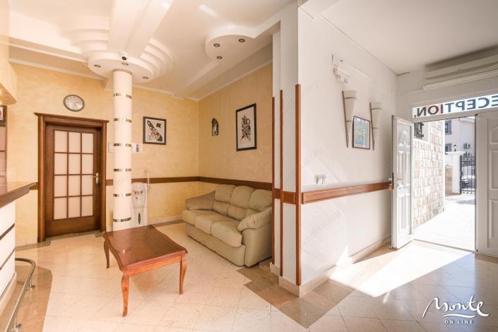 Image No.22-33 Bed Hotel for sale