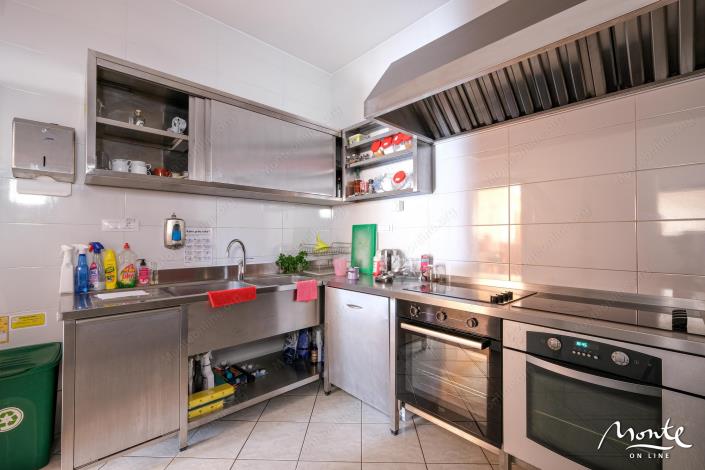 Image No.38-33 Bed Hotel for sale