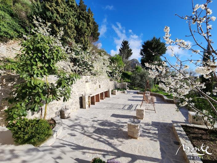 Image No.13-6 Bed Villa for sale