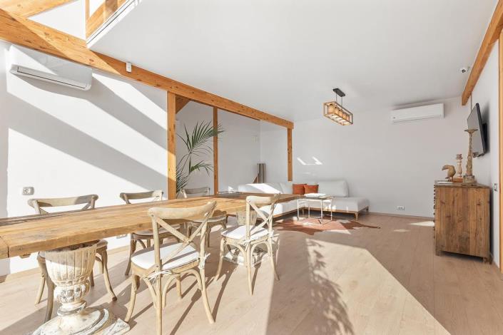 Image No.8-3 Bed House for sale