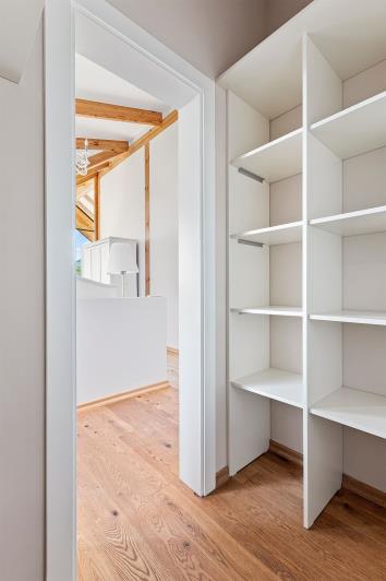 Image No.24-3 Bed House for sale