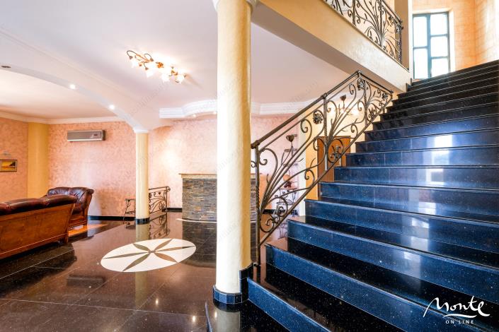 Image No.11-7 Bed Villa for sale