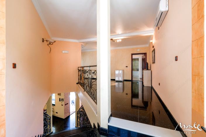 Image No.16-7 Bed Villa for sale