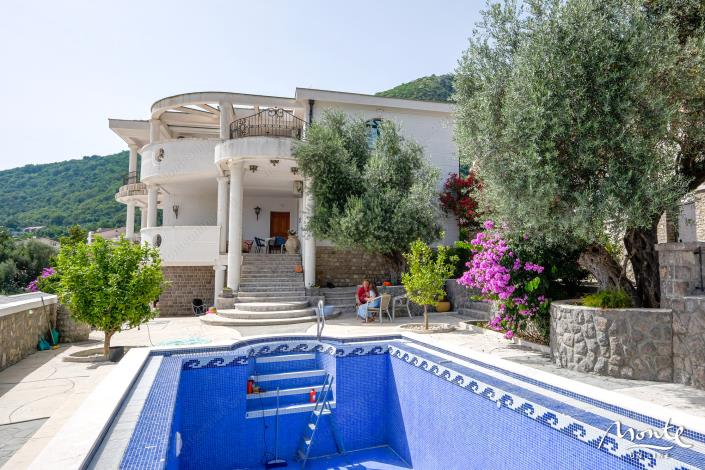 Image No.45-7 Bed Villa for sale