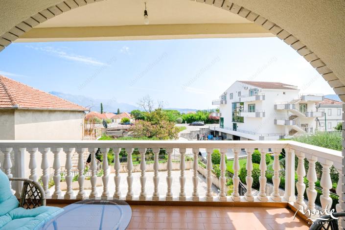 Image No.22-Maison de 5 chambres à vendre à Bijela