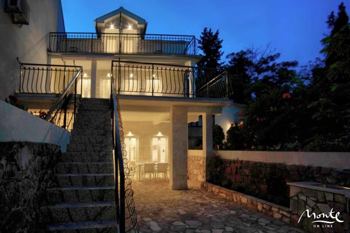 Image No.3-Maison de 4 chambres à vendre à Herceg Novi