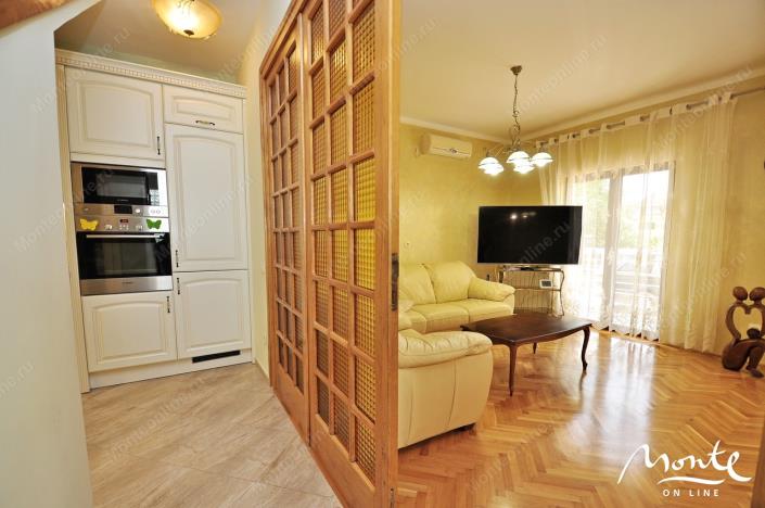 Image No.6-Maison de 5 chambres à vendre à Tivat