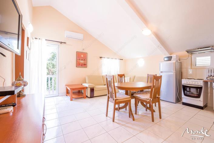 Image No.4-2 Bed Flat for sale