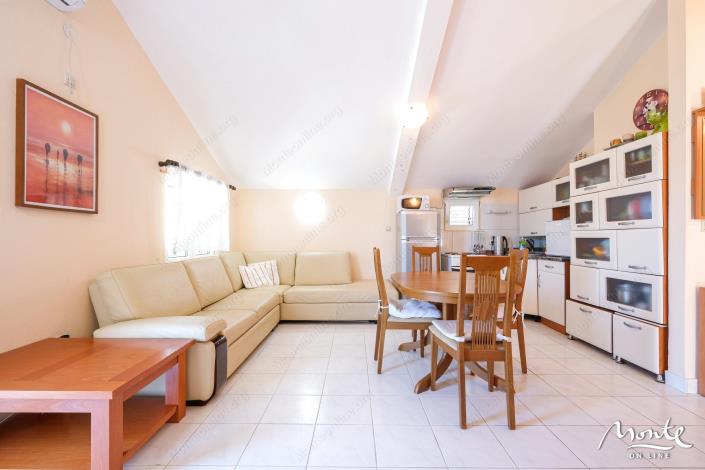 Image No.12-2 Bed Flat for sale