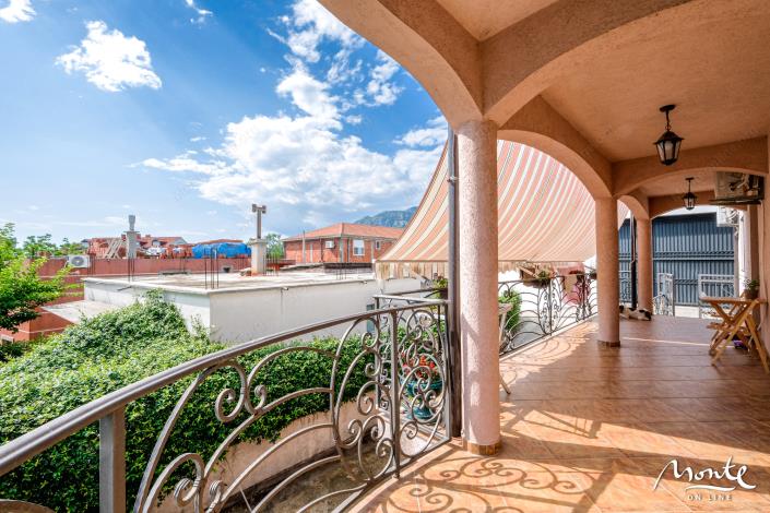 Image No.35-4 Bed House for sale