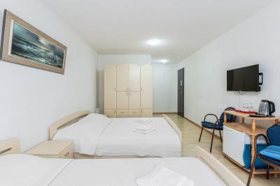 mini-otel-v-czentre-budvy-s-vysokim-dohodom-i-bolshim-potenczialom_15