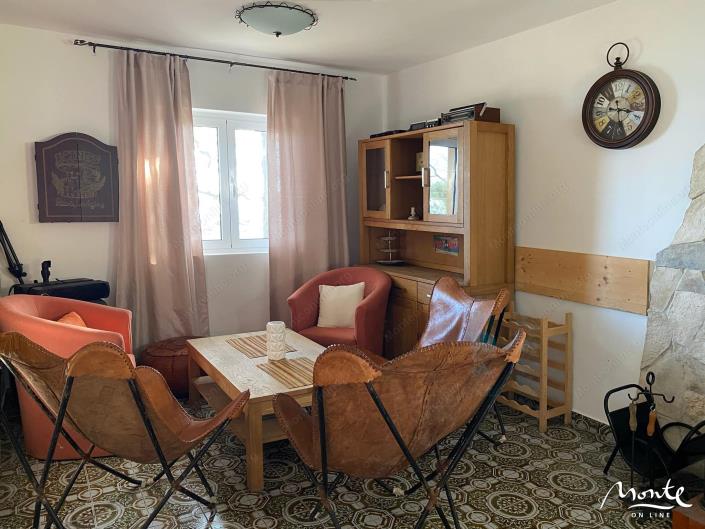 Image No.2-Maison de 3 chambres à vendre à Budva