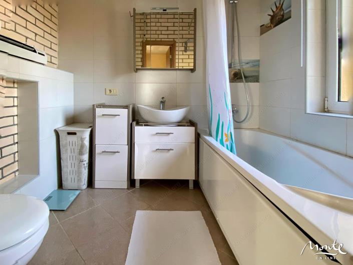 Image No.6-Maison de 3 chambres à vendre à Budva