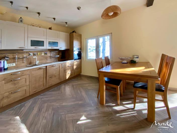 Image No.25-Maison de 3 chambres à vendre à Budva