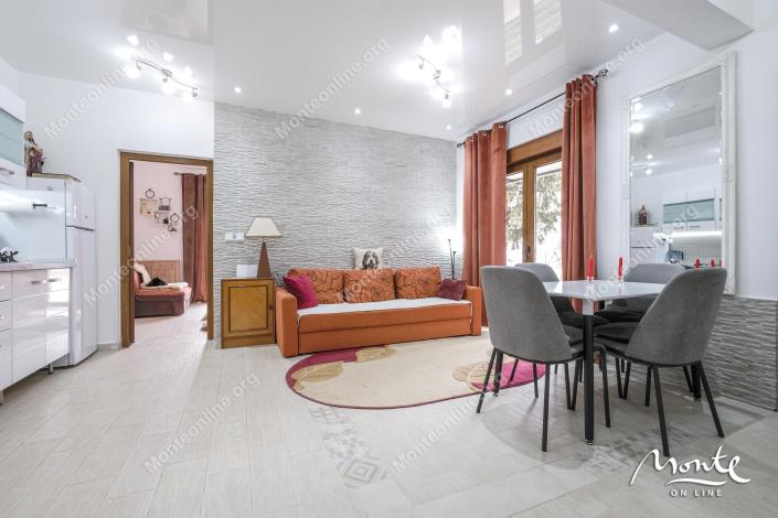 Image No.12-2 Bed Flat for sale