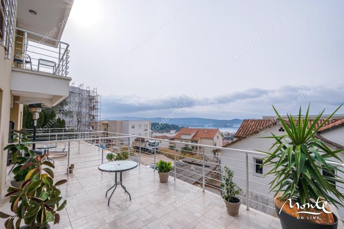 Image No.24-2 Bed Flat for sale