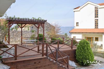 taunhaus-v-zakrytom-poselke-vranovichi_05