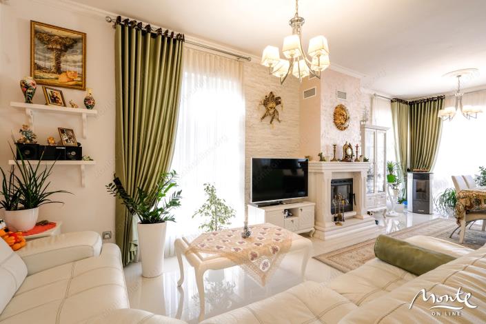 Image No.11-2 Bed Flat for sale