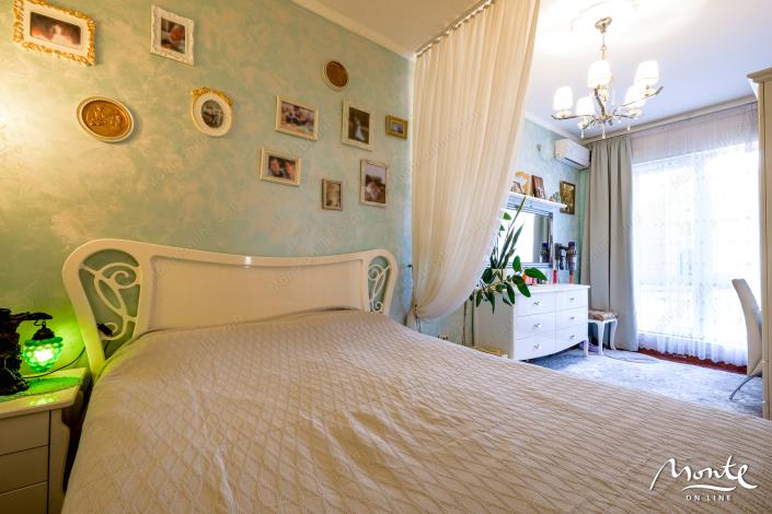 Image No.19-2 Bed Flat for sale