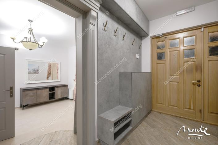 Image No.5-5 Bed House for sale