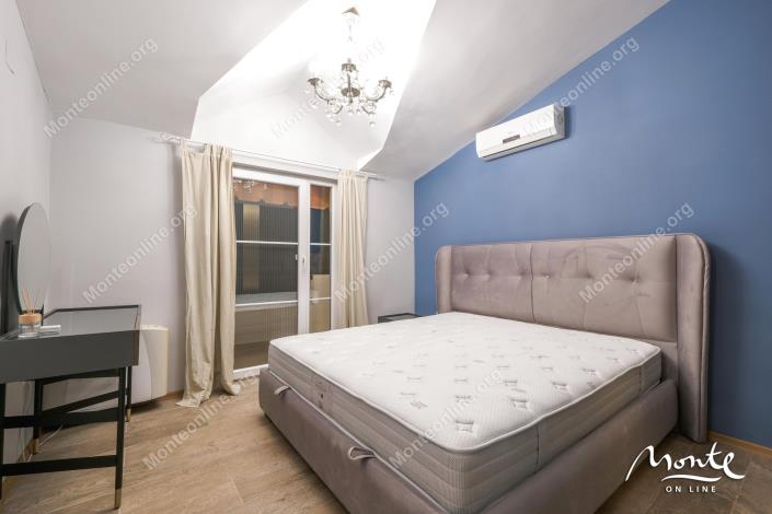 Image No.23-5 Bed House for sale