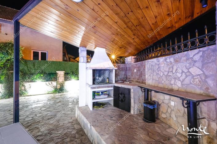 Image No.37-5 Bed House for sale