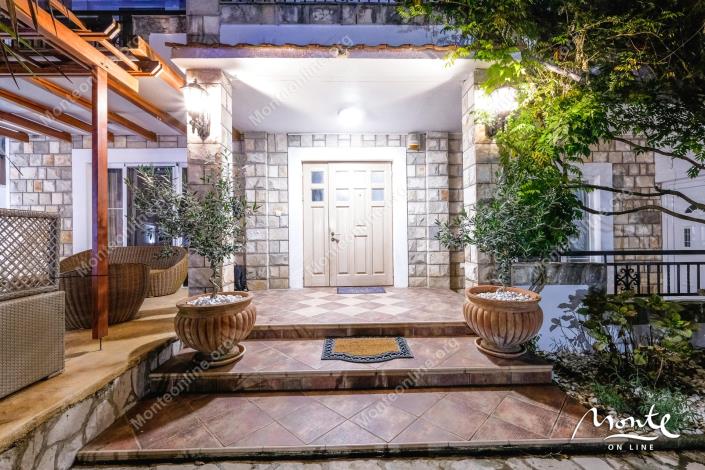 Image No.39-5 Bed House for sale