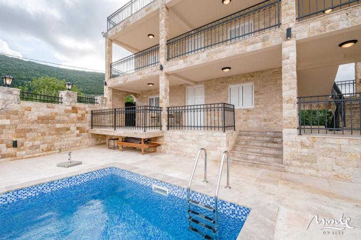 Image No.3-3 Bed Villa for sale