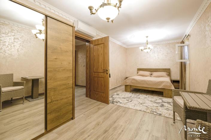 Image No.10-3 Bed Villa for sale