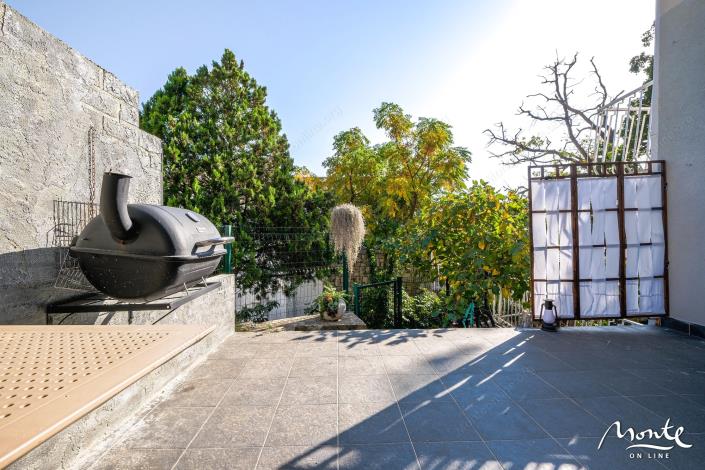 Image No.29-3 Bed Townhouse for sale