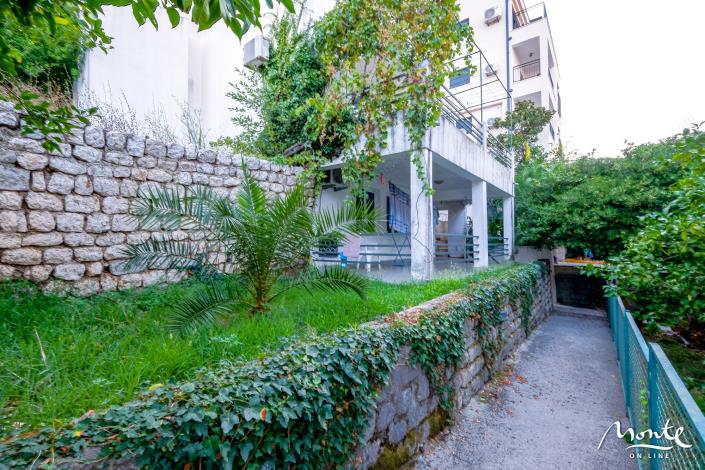 Image No.5-Maison de 6 chambres à vendre à Budva