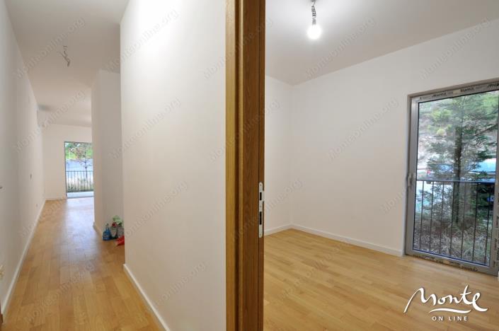 Image No.9-Appartement de 2 chambres à vendre à Dobrota