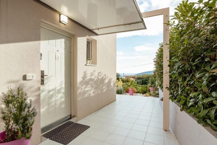 Image No.5-2 Bed Villa for sale