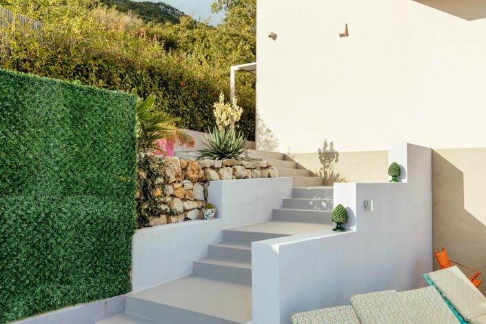 Image No.19-2 Bed Villa for sale