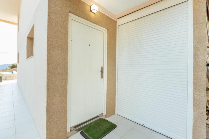 Image No.25-2 Bed Villa for sale