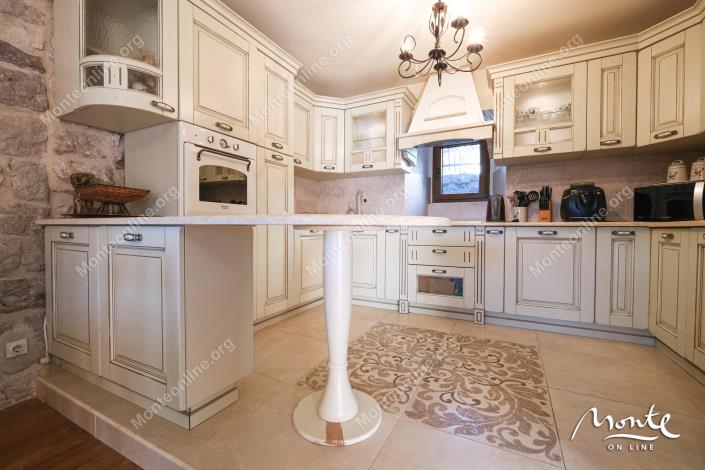 Image No.13-Villa de 6 chambres à vendre à Kotor