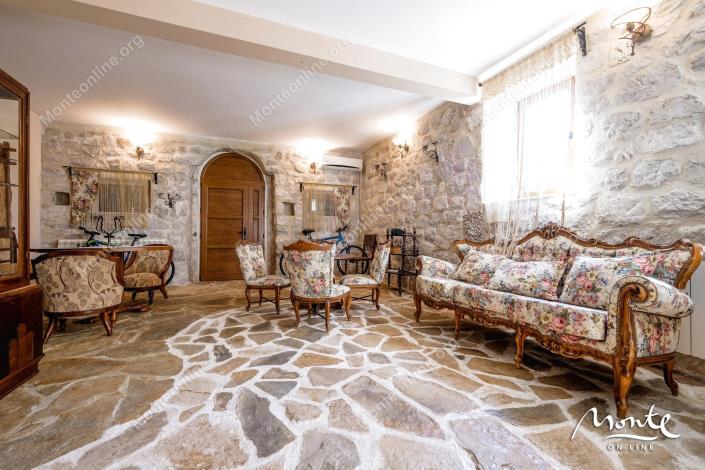 Image No.17-Villa de 6 chambres à vendre à Kotor